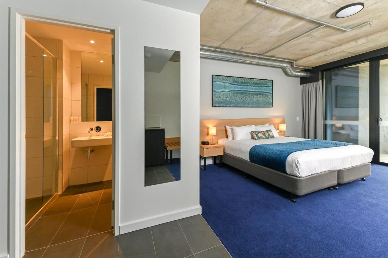 Nesuto Curtin Perth Hotel Exterior foto